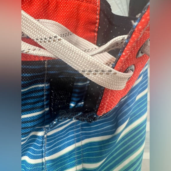 Vans Striped Board Shorts - Picture 6 of 11
